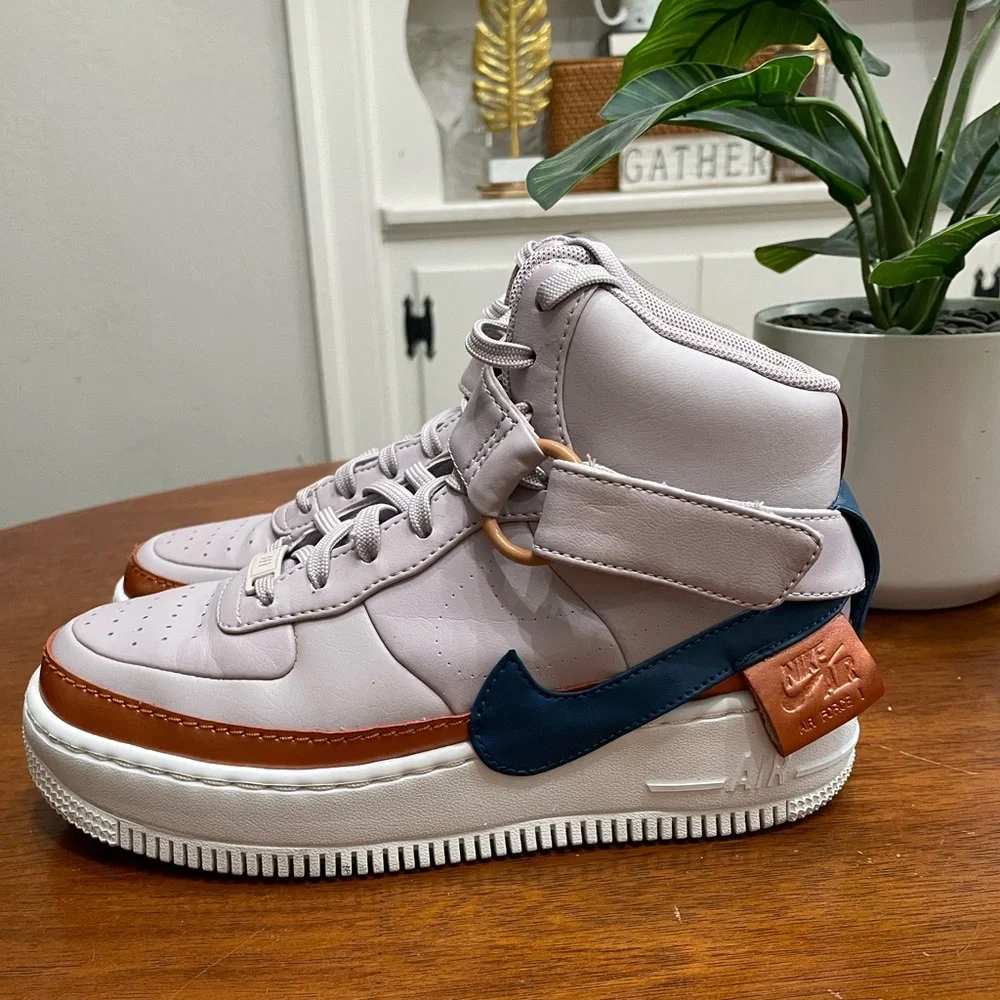 Nike Air Force One High Tops - Picture 2 of 6